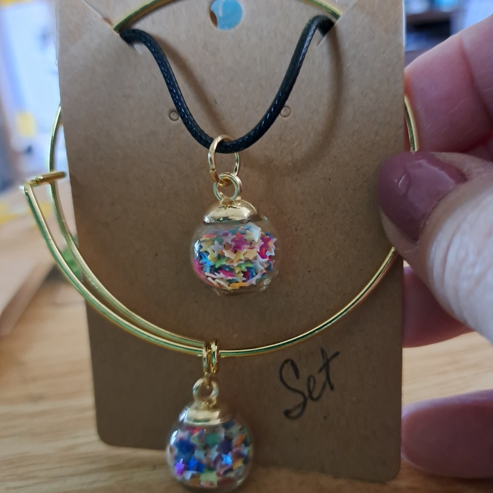 Handcrafed Necklace / Bracelet set